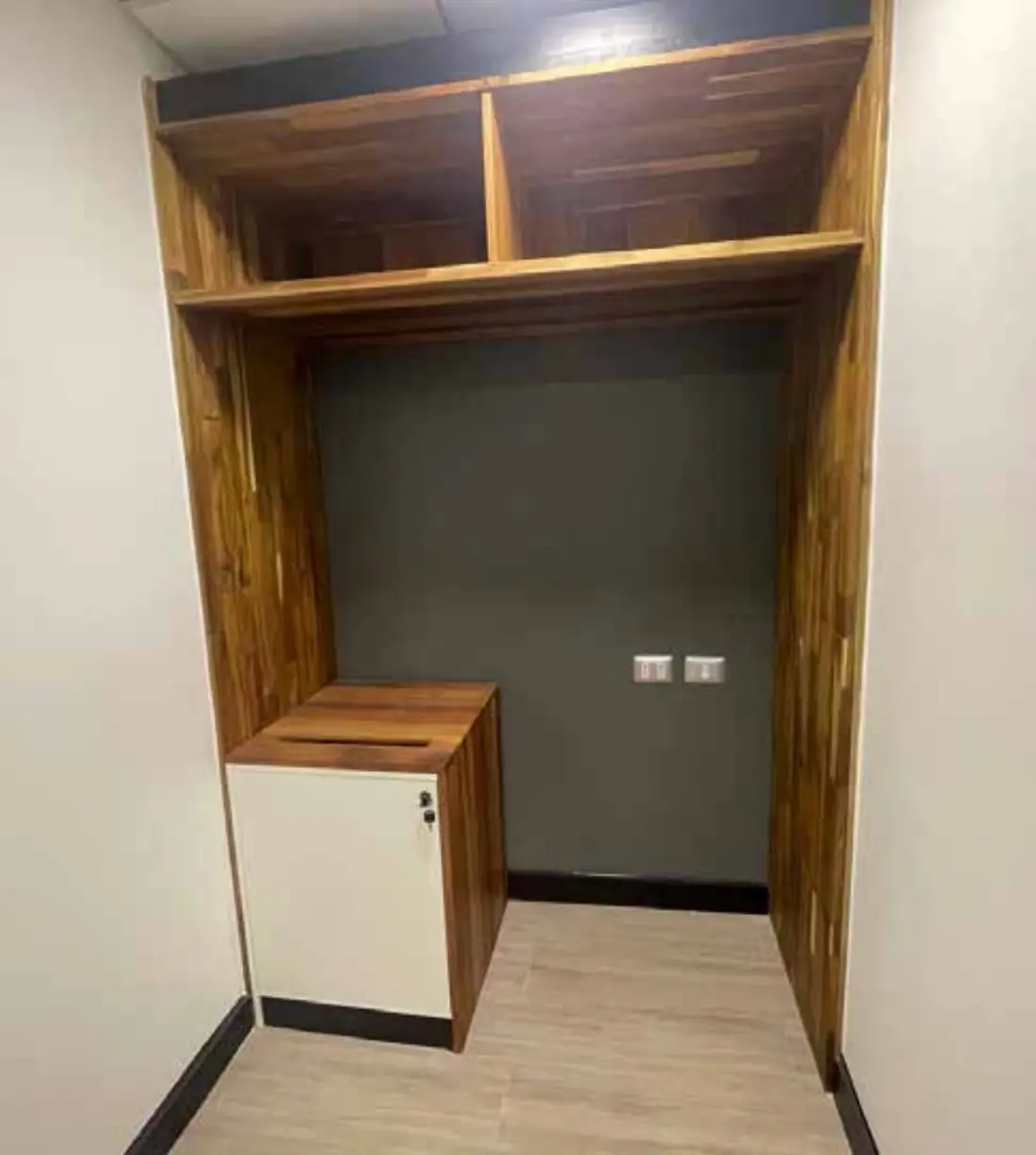 Closet y lockers de madera